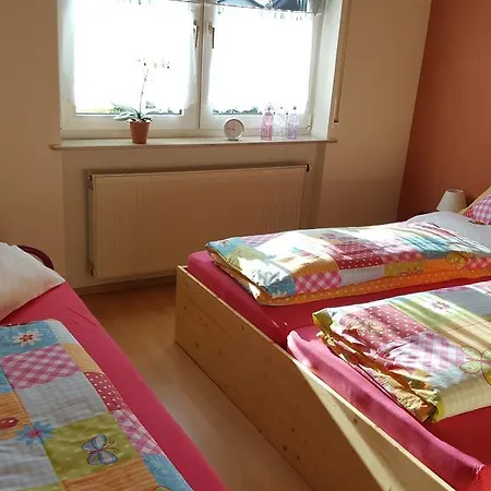 Weingut Leis Appartement *